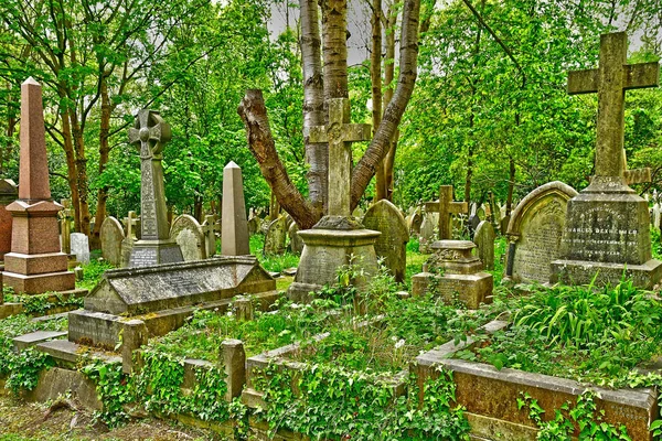 Λονδίνο, Αγγλία-Μάιος 6 2019: νεκροταφείο Χάιγκεϊτ — Φωτογραφία Αρχείου