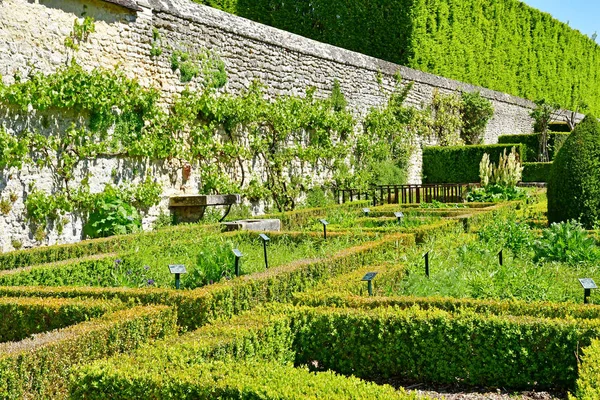 Villarceaux, France - may 15 2019 : historical castle — Stock Photo, Image