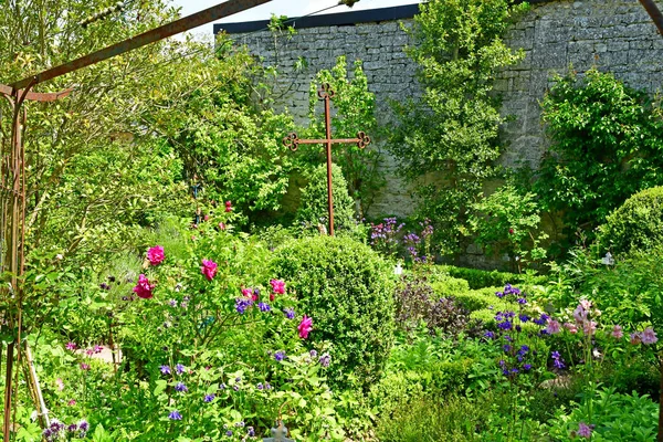 Wy dit joli village; France - may 24 2019 : the small village — Stock Photo, Image