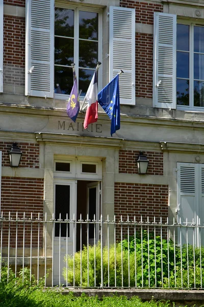 Wy dit joli village; Francia - 24 de mayo de 2019: el pequeño pueblo — Foto de Stock