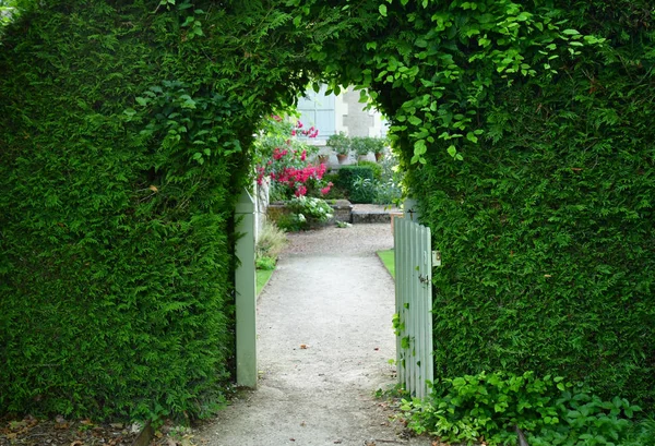 Sasnieres; Frankrijk - 30 juni 2019: du Plessis Sasnieres tuin — Stockfoto