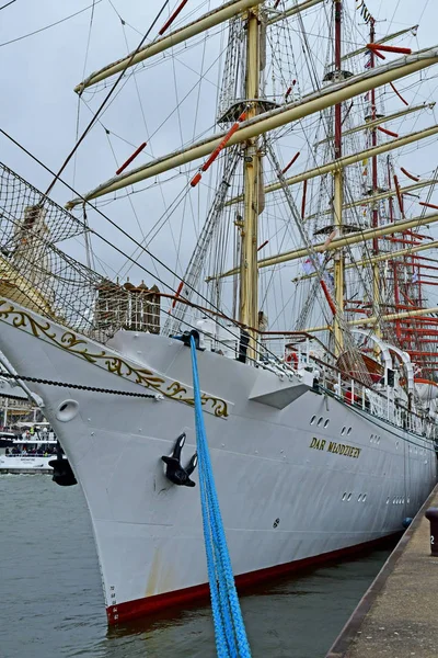 Rouen, Francia - 10 de junio de 2019: la Armada de Rouen — Foto de Stock