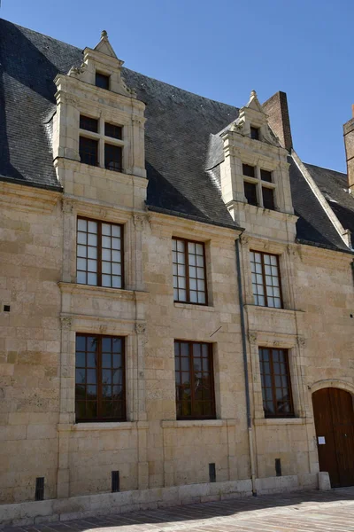 Montoire sur le Loir; Francia - 30 de junio de 2019: casa renacentista — Foto de Stock