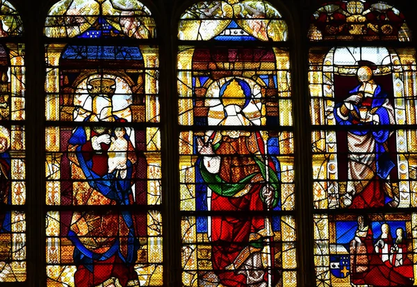 Les Andelys; France - july 2 2019 : collegiate church Notre Dame — Stok fotoğraf