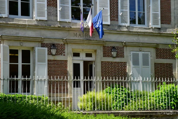 Wy dit joli village; Francia - 24 de mayo de 2019: el pequeño pueblo —  Fotos de Stock