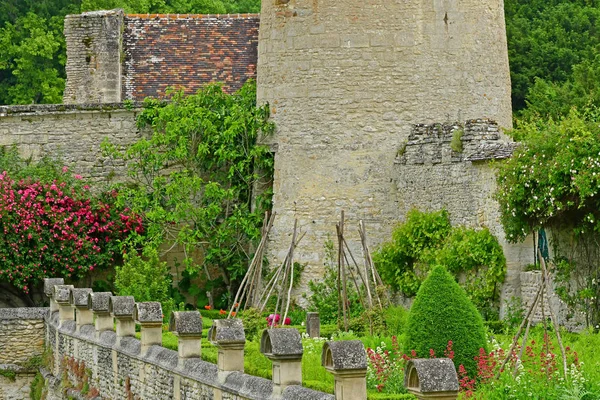 Villarceaux, France - 9 juin 2019 : château historique — Photo