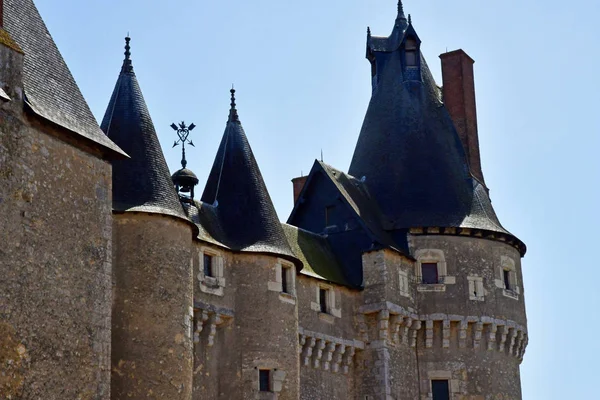 Fougeres sur Bievre; Francia - 30 giugno 2019: castello medievale — Foto Stock