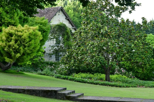 Sasnieres; France - june 30 2019: du Plessis Sasnieres garden — Stock Photo, Image