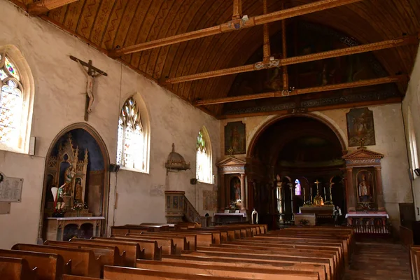 Lunay; Francia - 30 de junio de 2019: Iglesia de San Martín — Foto de Stock