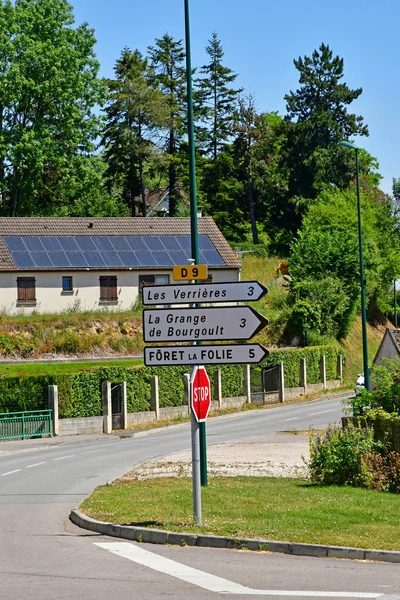 Harquency; France - july 2 2019 : picturesque village — Stock Photo, Image