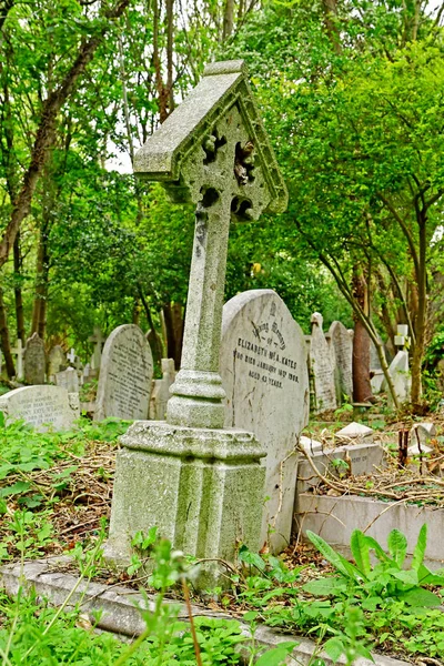 Λονδίνο, Αγγλία-Μάιος 6 2019: νεκροταφείο Χάιγκεϊτ — Φωτογραφία Αρχείου