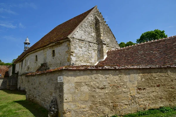 Gadancourt, Francia - 24 de mayo de 2019: centro del pueblo —  Fotos de Stock