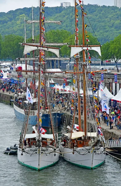 Rouen, França - 10 de junho de 2019: a Armada de Rouen — Fotografia de Stock