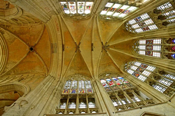 Vendome; France - june 28 2019: the Trinity Abbey of Vendome — Stock Photo, Image