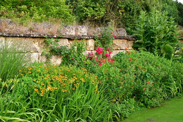 Sasnieres; França - 30 de junho de 2019: du Plessis Sasnieres garden — Fotografia de Stock