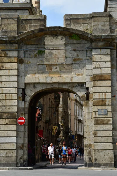 Saint-Malo; Frankrijk-juli 28 2019: de pittoreske stad — Stockfoto