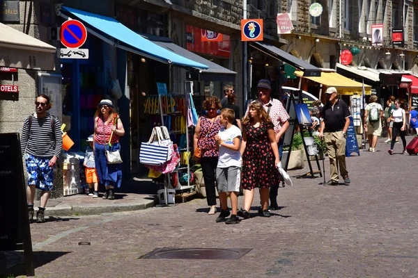 Saint-Malo; Francie-červenec 28 2019: malebné město v létě — Stock fotografie