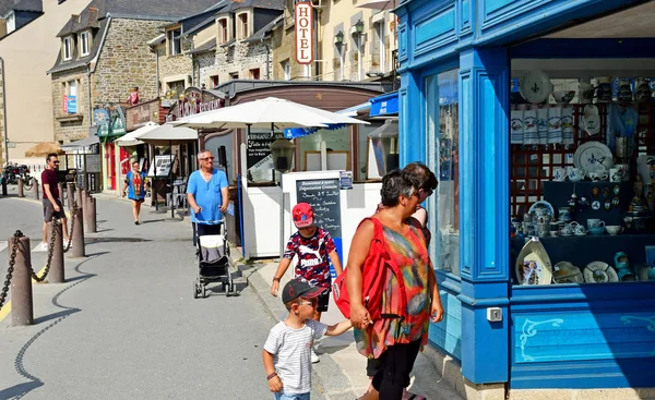 Cancale; France - july 25 2019 : the picturesque city — Stock Photo, Image