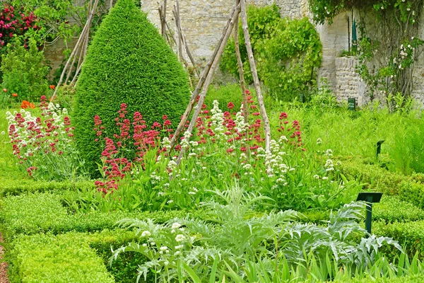 Villarceaux, France - 9 juin 2019 : château historique — Photo