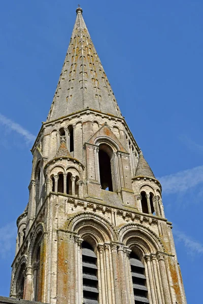 Vendome; Francia - 28 de junio de 2019: la abadía trinitaria de Vendome — Foto de Stock