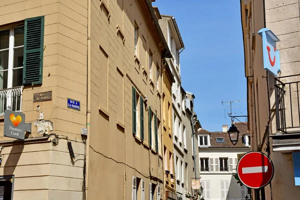 Saint Germain en Laye; France - april 20 2019 : city centre — Stock Photo, Image