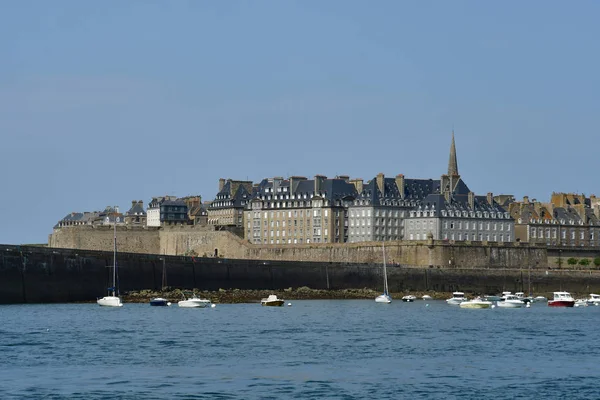 Saint Malo; Francja-28 2019 lipca: malownicze miasto — Zdjęcie stockowe