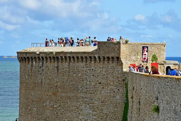 Saint Malo; France - july 28 2019 : picturesque city in summer — Stock Photo, Image