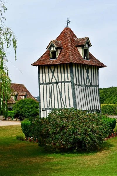 Harquency; France - july 19 2019 : la Grange de Bourgoult, an ol — Stock Photo, Image