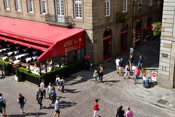 Saint Malo; Francia - 28 de julio de 2019: bar — Foto de Stock