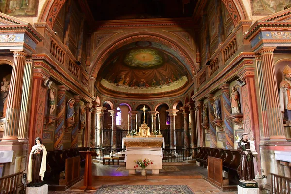 Lunay; France - june 30 2019: Saint Martin church — Stock Photo, Image