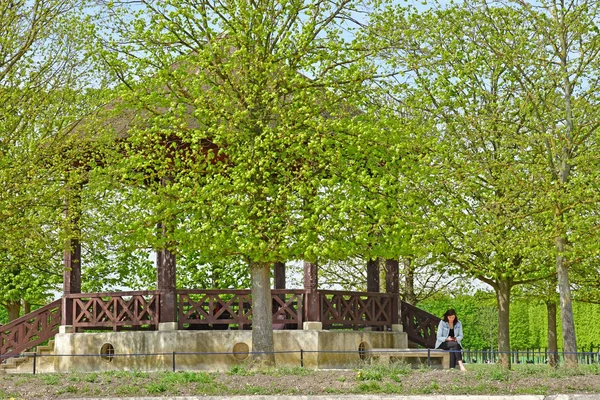 Saint Germain en Laye; France - april 18 2019 : castle park — Stock Photo, Image