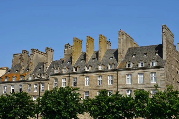 Saint Malo; Frankreich - 28. Juli 2019: die malerische Stadt — Stockfoto