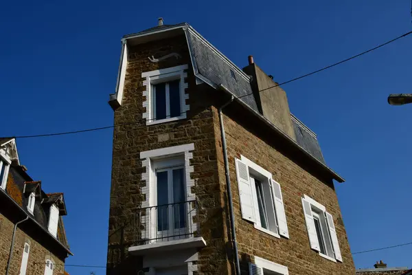 Saint Malo; França - 28 de julho de 2019: cidade pitoresca no verão — Fotografia de Stock