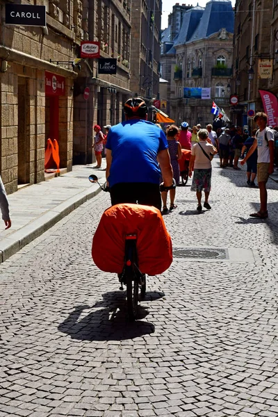 Saint Malo; Frankrike - july 28 2019: Picturesque city in summer – stockfoto