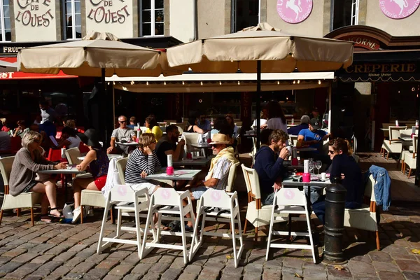 Saint-Malo; Francie-červenec 28 2019: bar — Stock fotografie