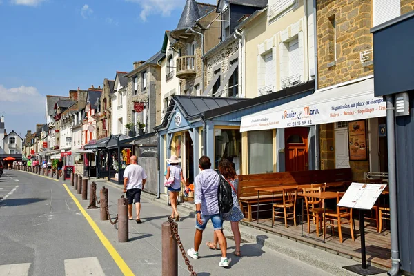 Cancale; france - 25. Juli 2019: die malerische Stadt — Stockfoto