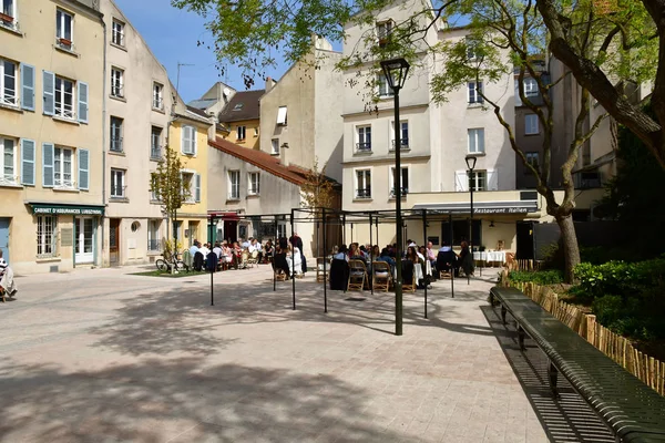 Saint Germain en Laye; França - 20 de abril de 2019: centro da cidade — Fotografia de Stock