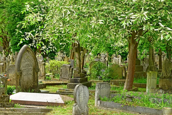 Londres, Inglaterra - 6 de mayo de 2019: Cementerio de Highgate —  Fotos de Stock