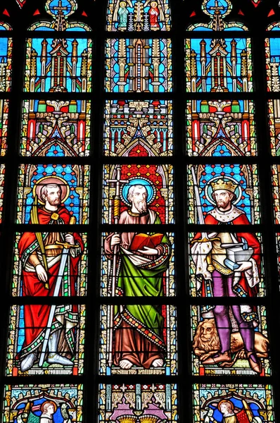 ベルギー、ブリュッセルの美しいノートルダム デュ サブロン教会 — ストック写真