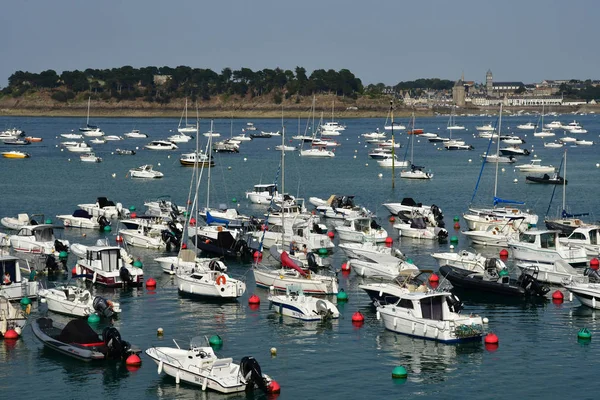 Saint Malo; France - july 23 2019 : picturesque city in summer — Stock Photo, Image