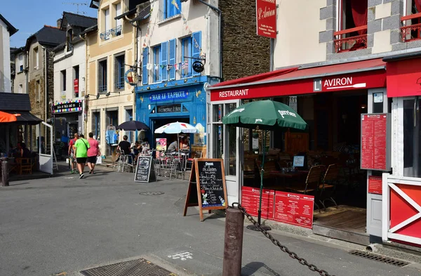 Cancale; Fransa - 25 Temmuz 2019 : pitoresk şehir — Stok fotoğraf