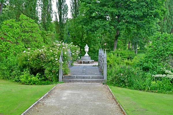 Sasnieres; Frankrijk - 30 juni 2019: du Plessis Sasnieres tuin — Stockfoto