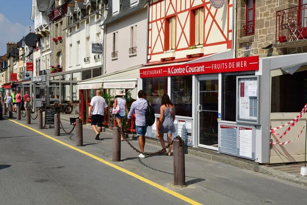 Cancale; France - july 25 2019 : the picturesque city — Stock Photo, Image