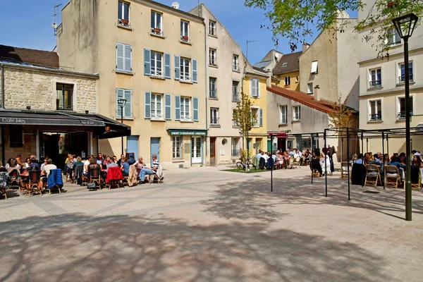 Saint Germain en Laye; Francia - 20 de abril de 2019: centro de la ciudad — Foto de Stock