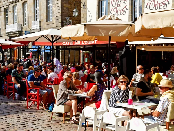 Saint-Malo; Francie-červenec 28 2019: bar — Stock fotografie