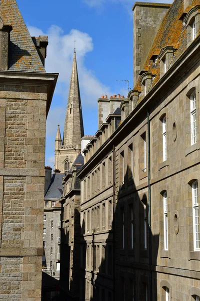 Saint Malo; Frankrike-juli 28 2019: den pittoreska staden — Stockfoto