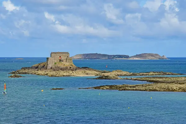 Saint Malo; França - 28 de julho de 2019: Petit Be fort — Fotografia de Stock