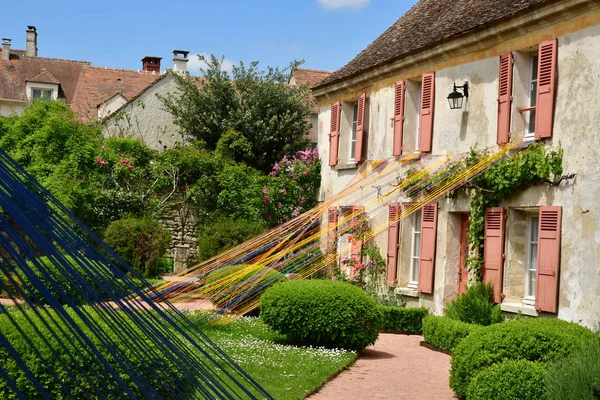 Wy dit joli village; france - 24. Mai 2019: das kleine Dorf — Stockfoto