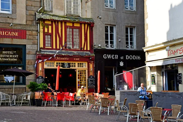 Saint Malo; Francia - 28 de julio de 2019: bar — Foto de Stock