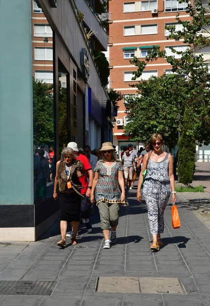 Granada; Espanha - 27 de agosto de 2019: a cidade moderna — Fotografia de Stock